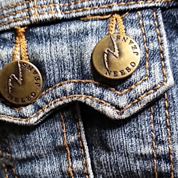 Neeso Jeans Women's size Medium Denim Jacket - Picture 4 of 8